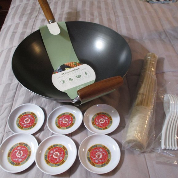 Master Class 14" Wok with Bonus Spoons Dishes & Bamboo Brush - Picture 1 of 2